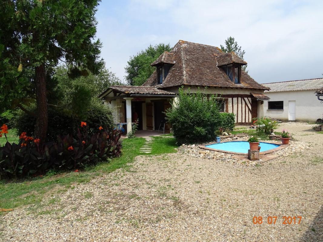 B&B Gilclau Saint-Martial-d'Artenset Экстерьер фото