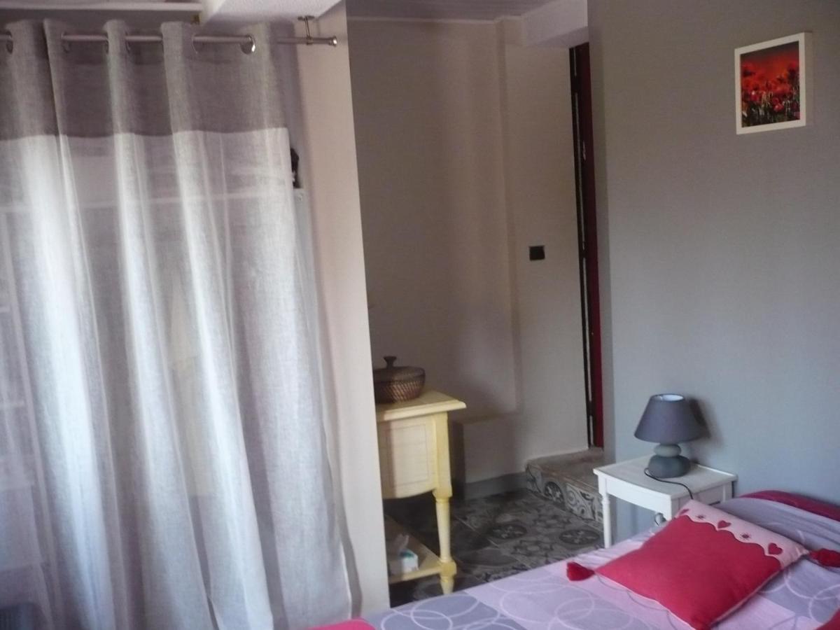 B&B Gilclau Saint-Martial-d'Artenset Экстерьер фото